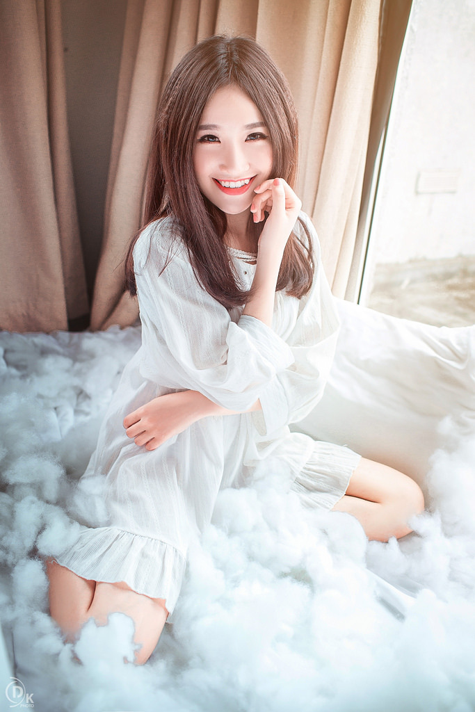 日本混血大學(xué)生按摩3
